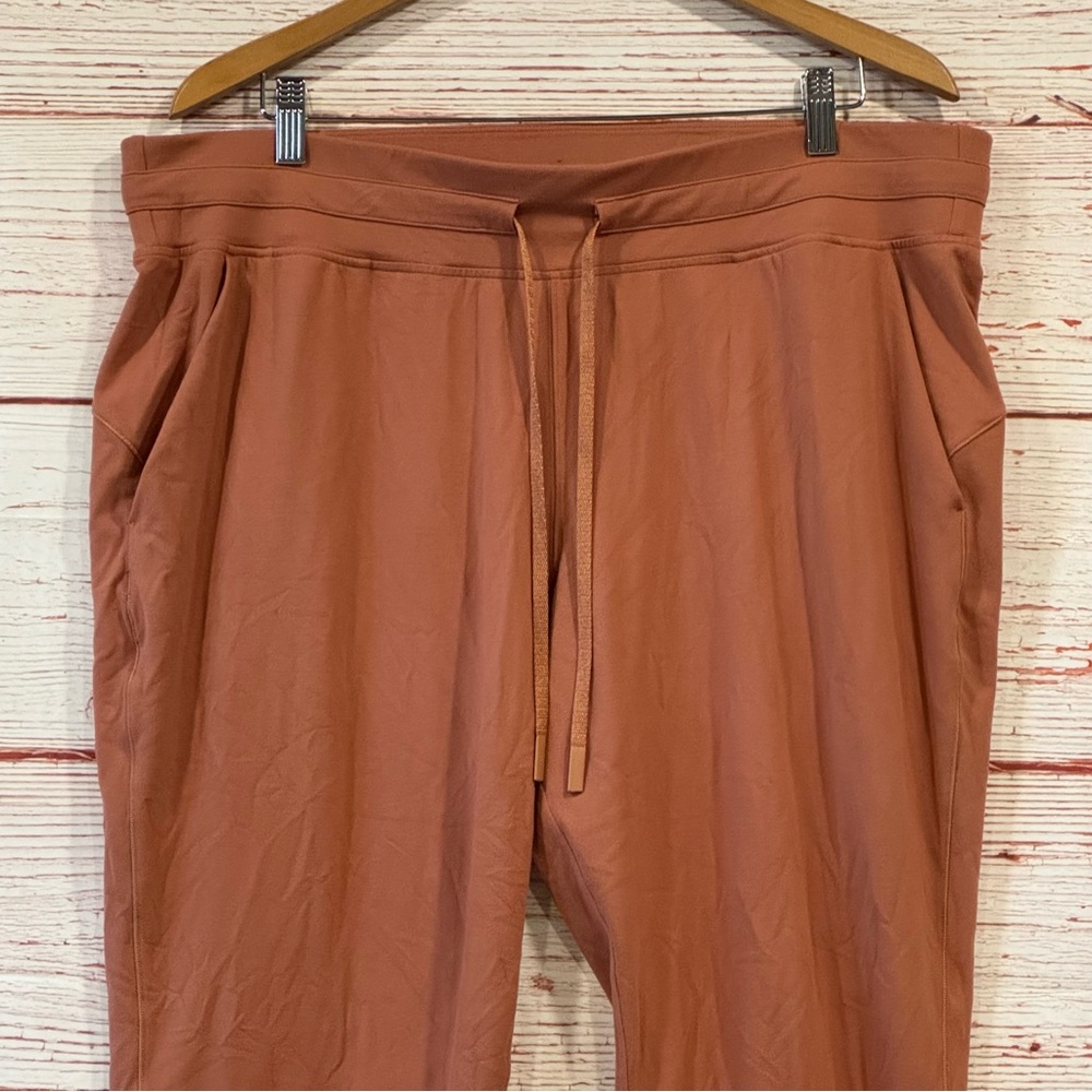 Lululemon Ready to Rulu Jogger 29" in Desert Sun Sz 18 - Picture 5 of 15